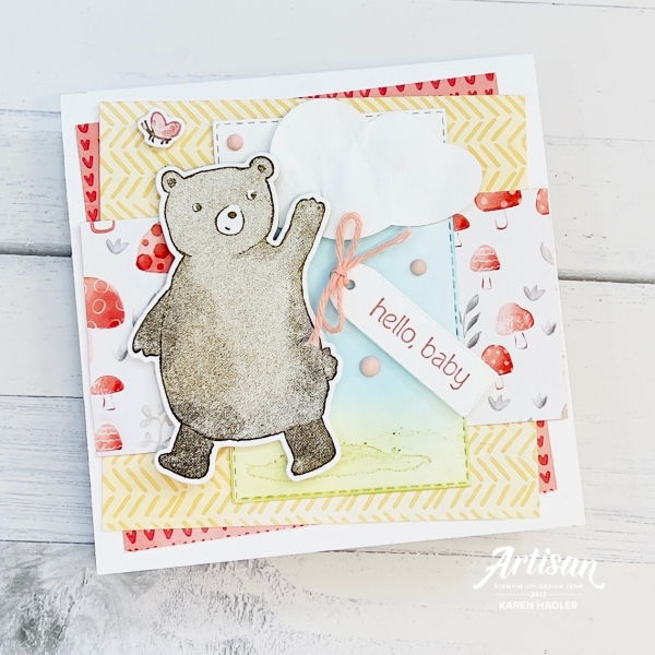 A greeting card to welcome a baby with a Bear